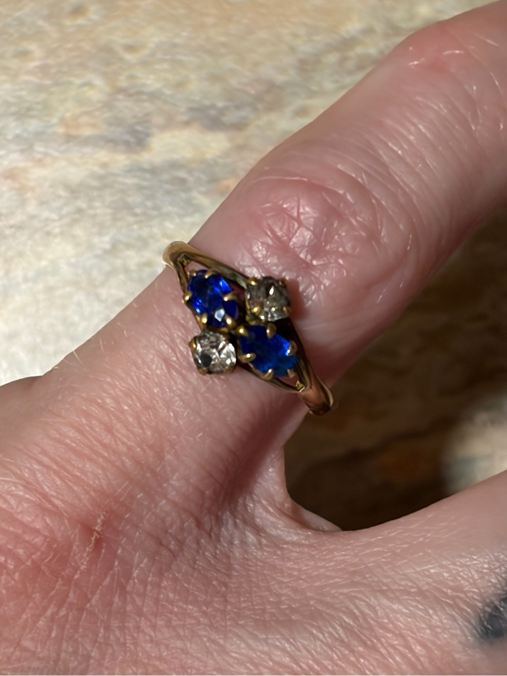 Victorian Gold Fill Or Gold Shell Ring With Paste Stones - Picture 2 of 13